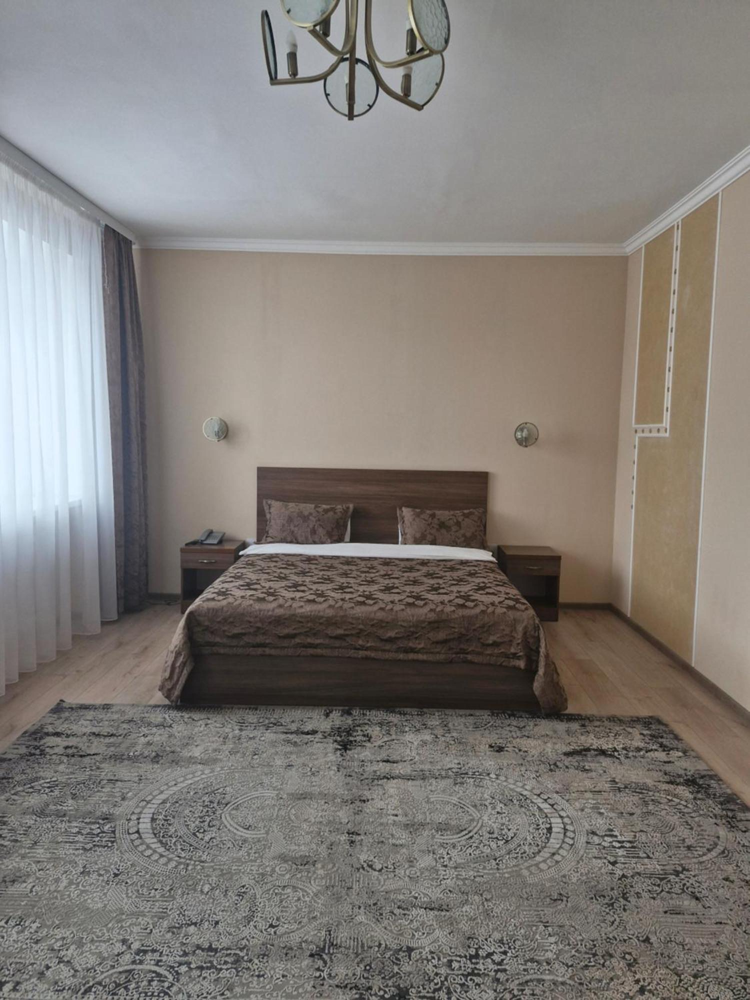 Nurtau Hotel Pavlodar Eksteriør billede