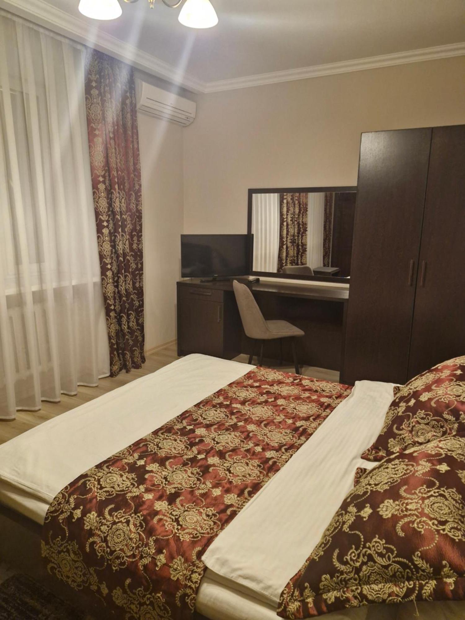 Nurtau Hotel Pavlodar Eksteriør billede